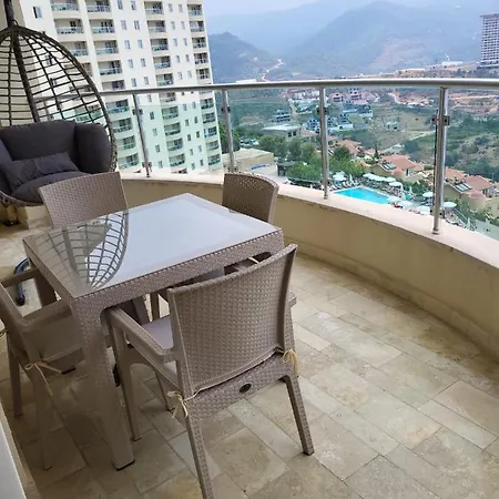 Aparthotel Apartment Gold City *